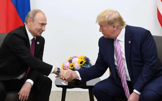 Трамп намерен встретиться с Путиным и Зеленским на следующей…